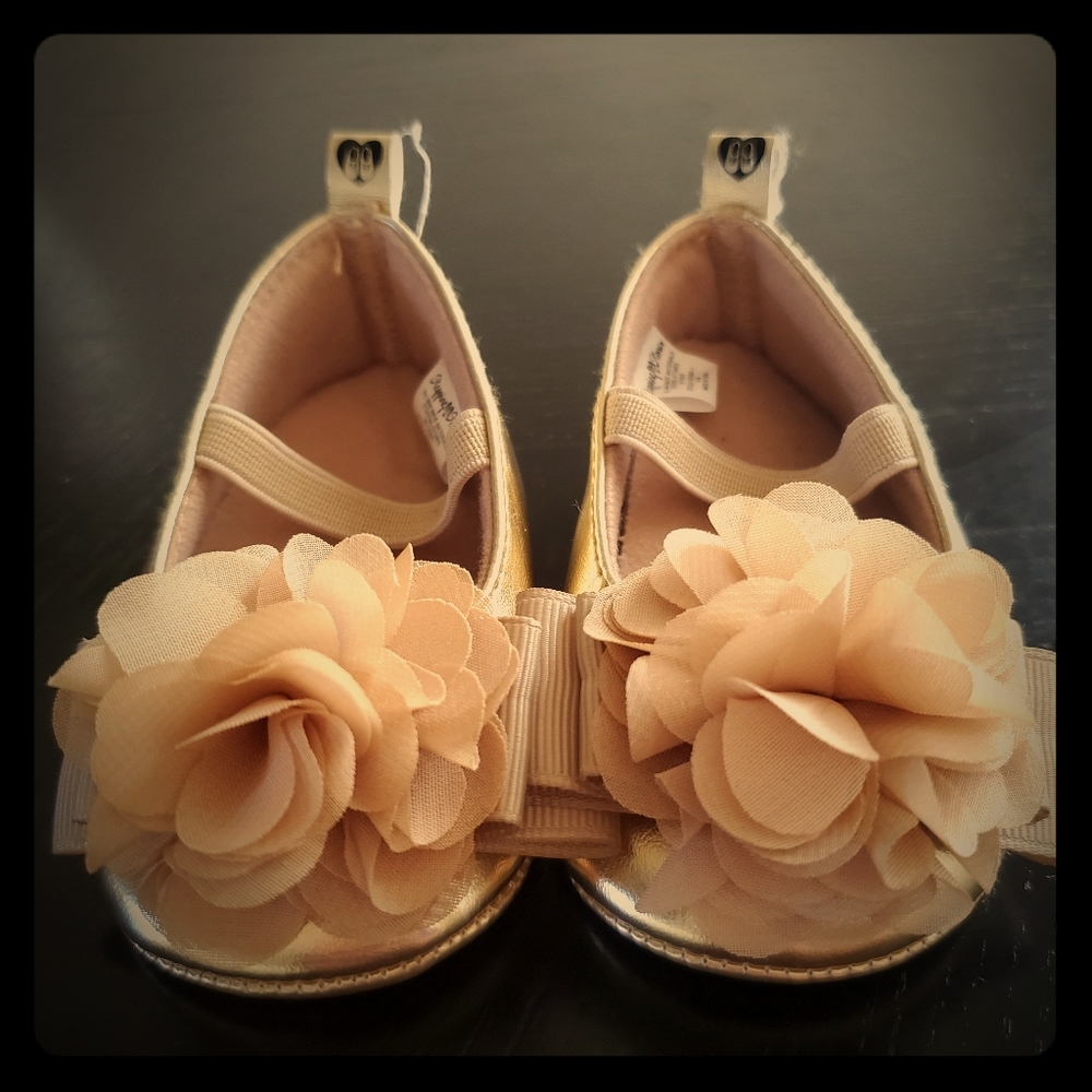 Baby Gold Flats with a Bow
